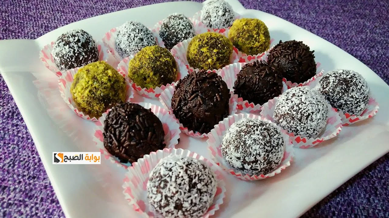 كرات جوز الهند بالسميد