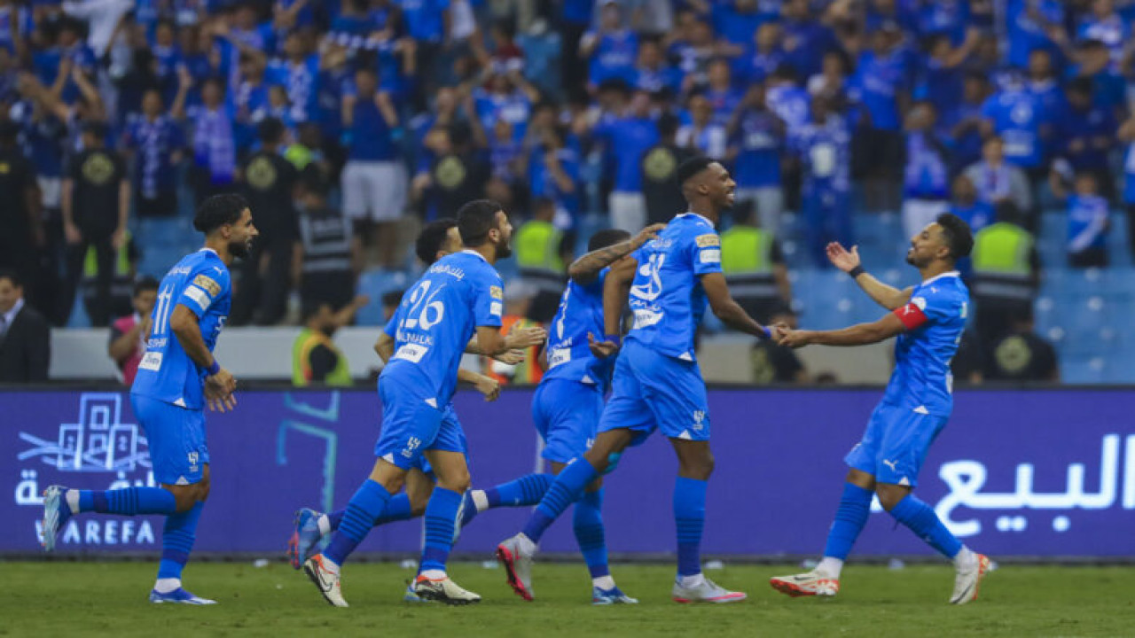 محترف الهلال يصدم مدرج الزعيم