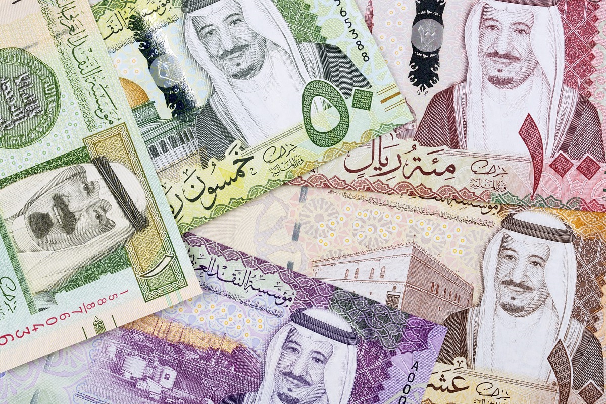 تبكير موعد صرف رواتب الموظفين القطاع الحكومي والخاص في السعودية لشهر نوفمبر 2024.. وزارة المالية توضح الأمر