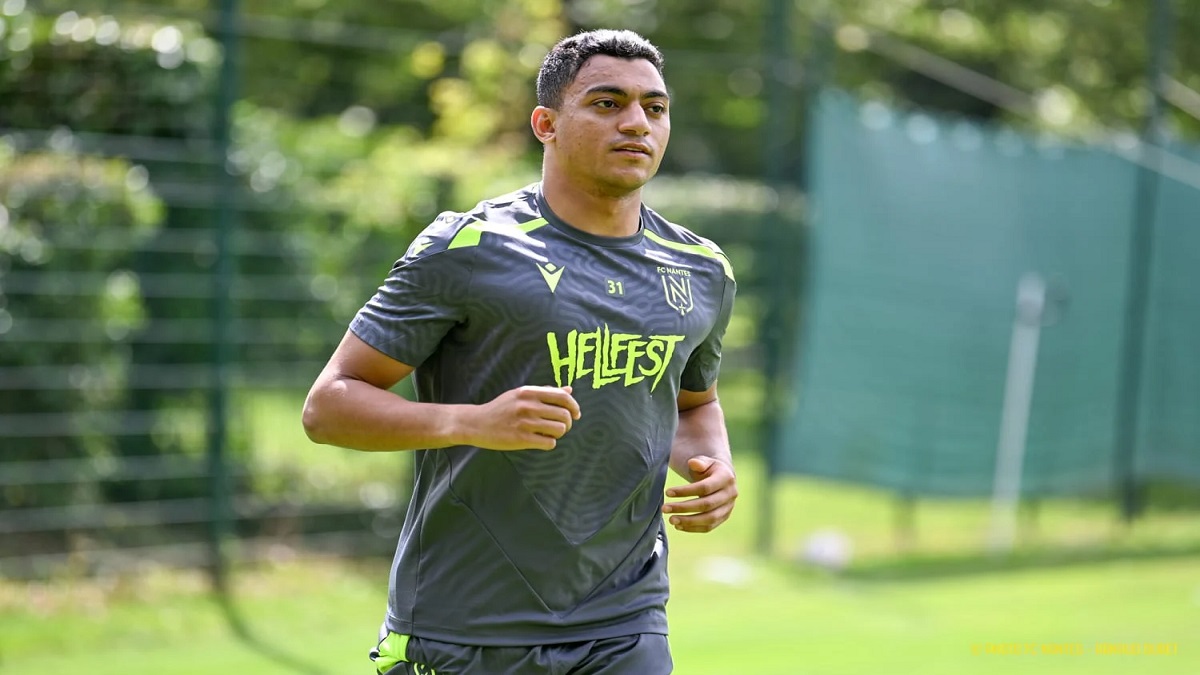 على مسئولية لاعب الزمالك السابق.. مصطفى محمد يقترب من النادي الأهلي المصري