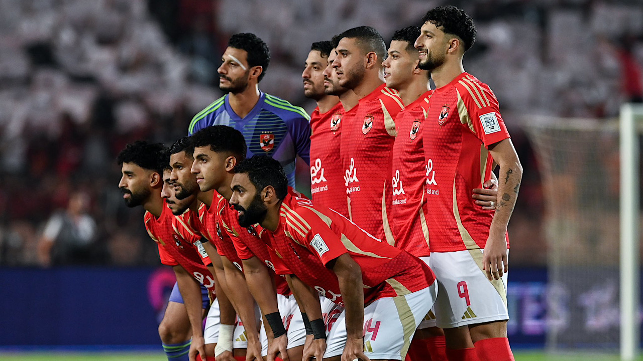 القنوات الناقلة لمباراة الأهلي وسيراميكا