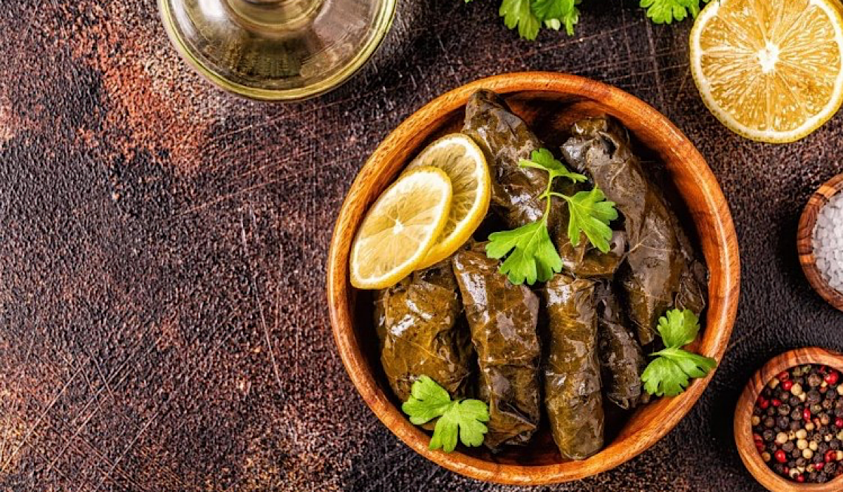 ورق العنب بالزيت والليمون