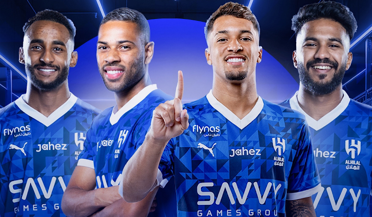 معلقين مباراة الهلال والخليج