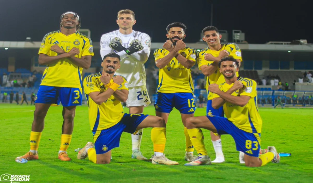 بقرار من بيولي النصر السعودي يحسم قراره بشأن مدافعه قبل نهاية عقده
