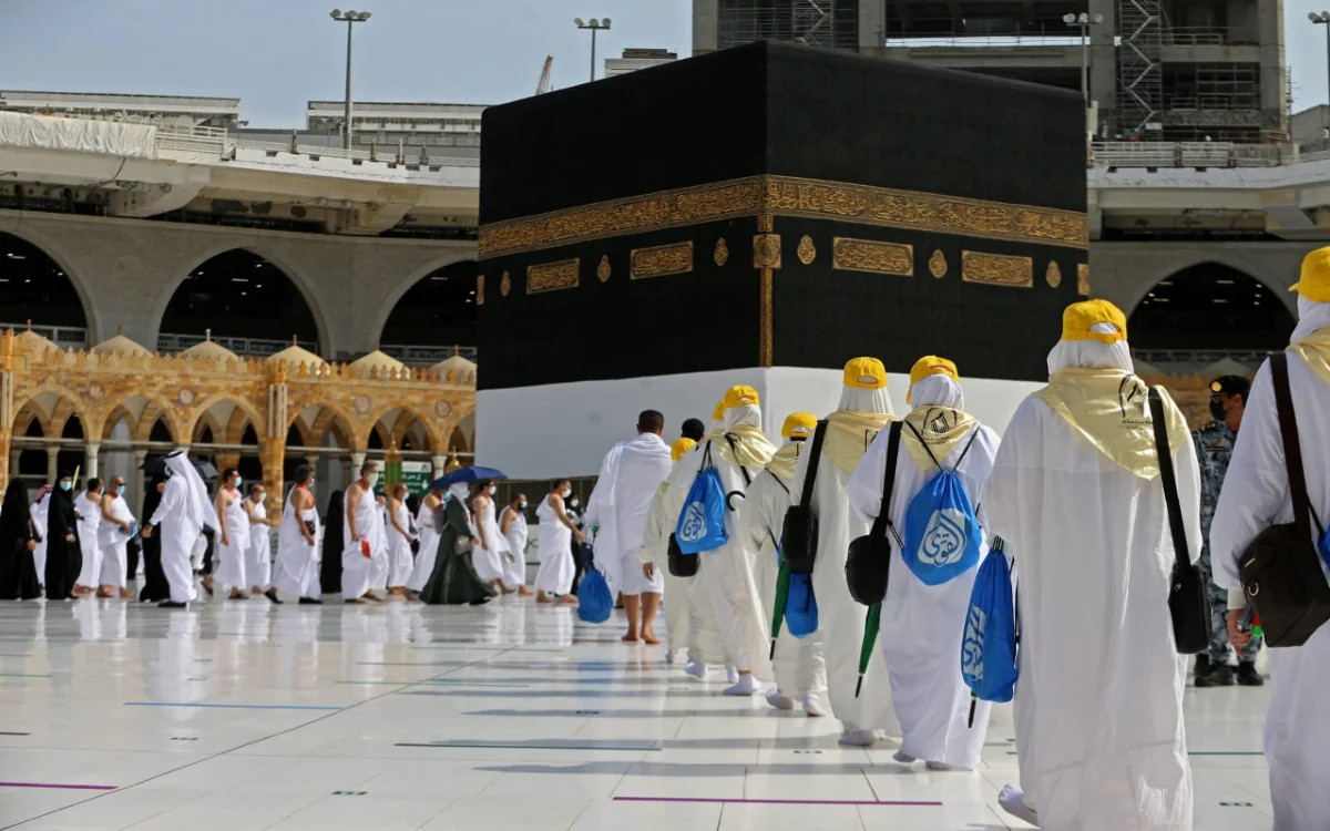 تبدأ من 225 ألف جنيه.. أسعار برامج الحج السياحي 2025