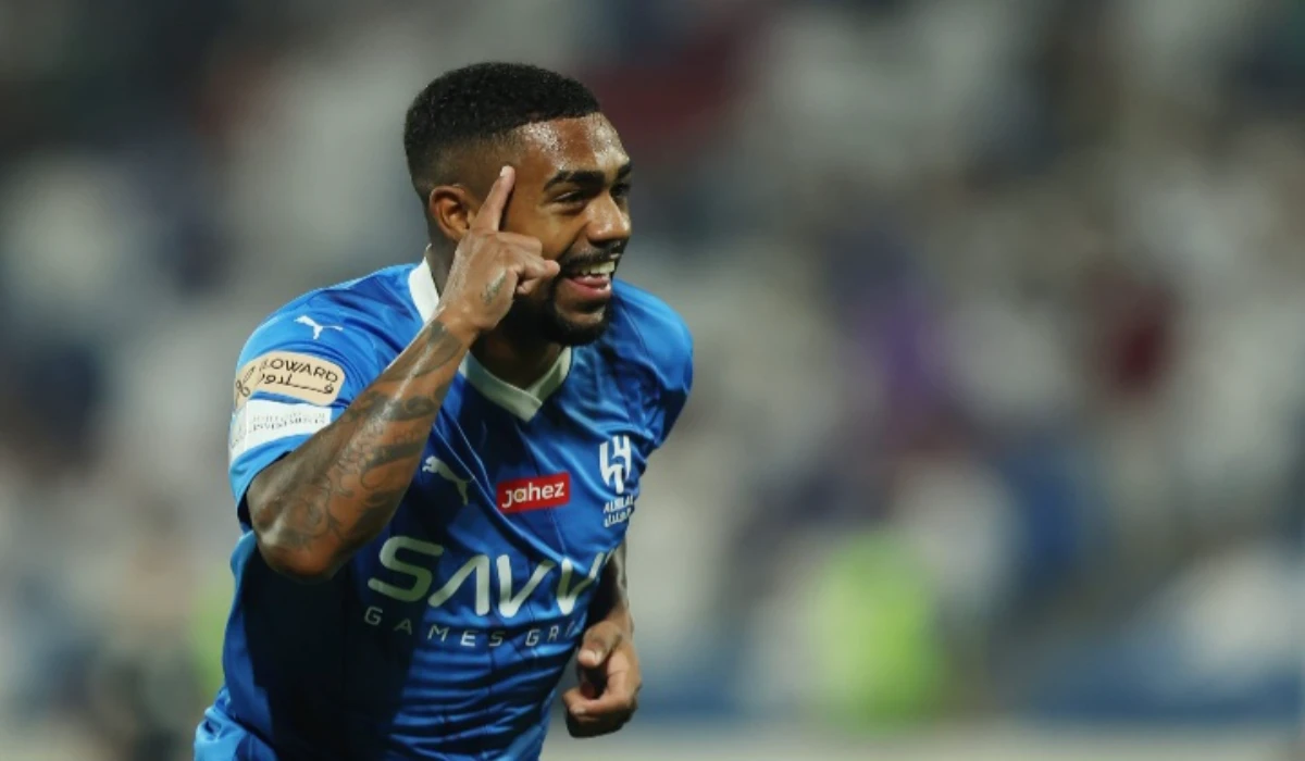 "صدمة مدوية".. الهلال يتلقى ضربة موجعة بشأن مالكوم أمام الخليج بدوري روشن السعودي 
