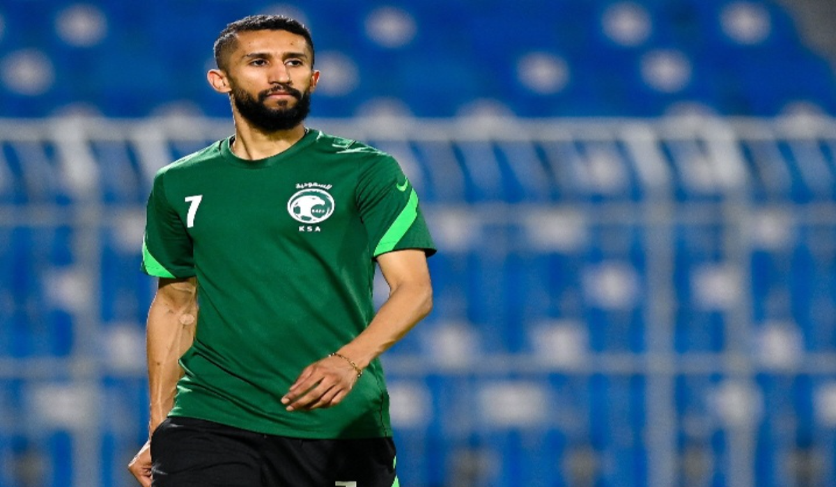 "المصائب تتوالى"..إصابة سلمان الفرج قبل مواجهة استراليا بتصفيات كأس العالم