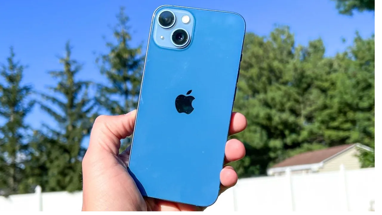 "وفر 1420 ريال".. عرض جرير السعودية على هاتف ايفون 13 Iphone سعة 256 جيجا
