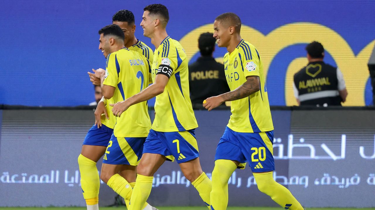 أول تعليق من نجم النصر على استبعاده من قائمة المنتخب السعودي