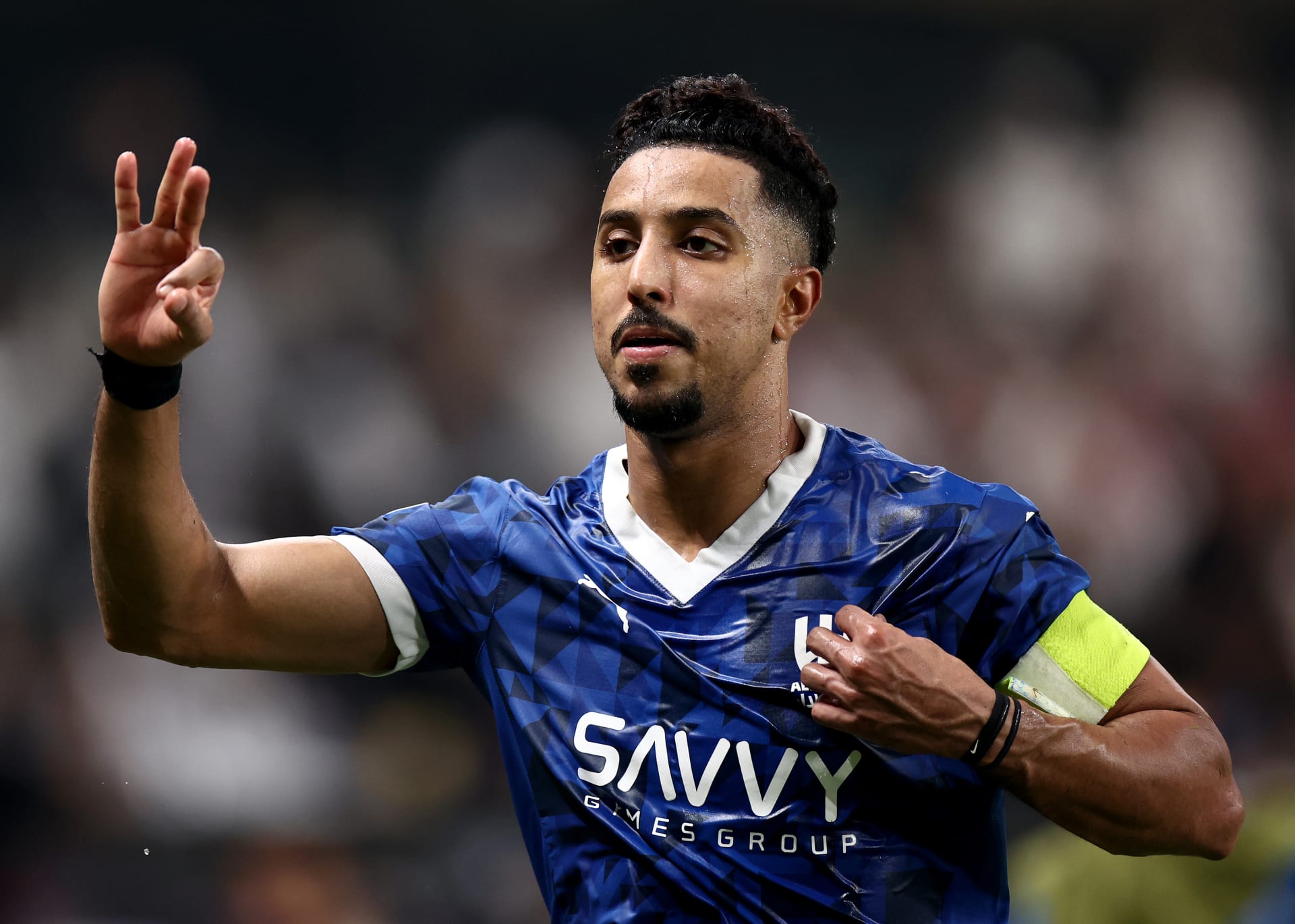 نبأ سارَّ من نادي الهلال السعودي بشأن موعد عودة سالم الدوسري للمشاركة مع الفريق