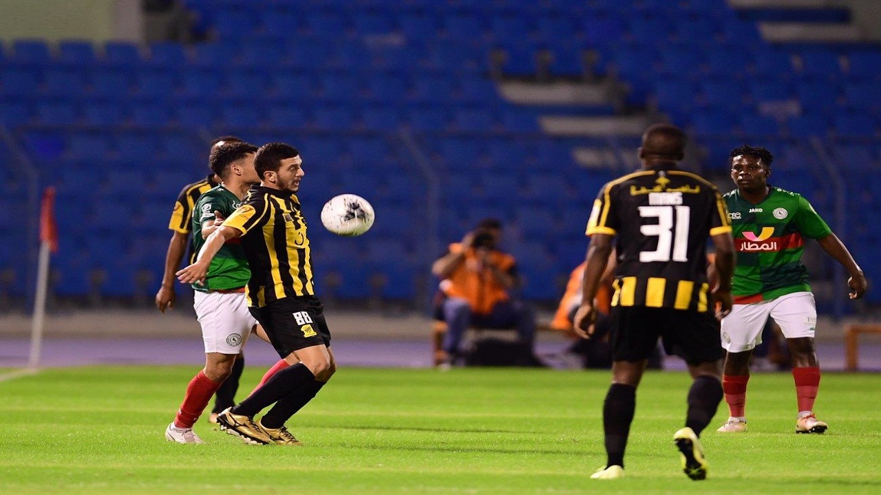 ستيفن جيرارد ولوران بلان يؤكدان على صعوبة مباراة الاتفاق والاتحاد القادمة ضمن دوري روشن السعودي 2024