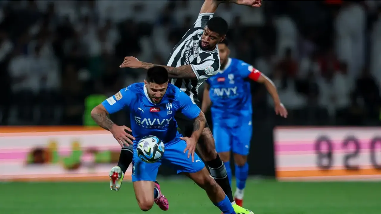 معلق مباراة الهلال والشباب في الدوري السعودي 2024-2025