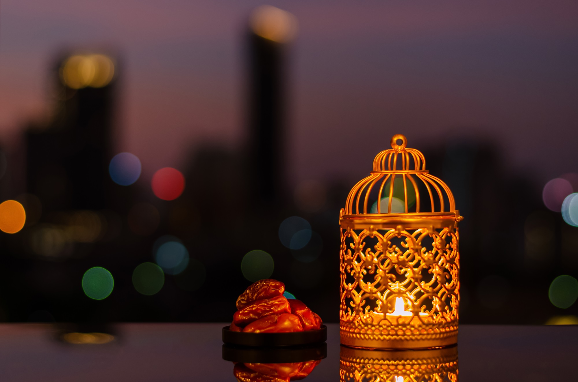 موعد أذان المغرب اليوم