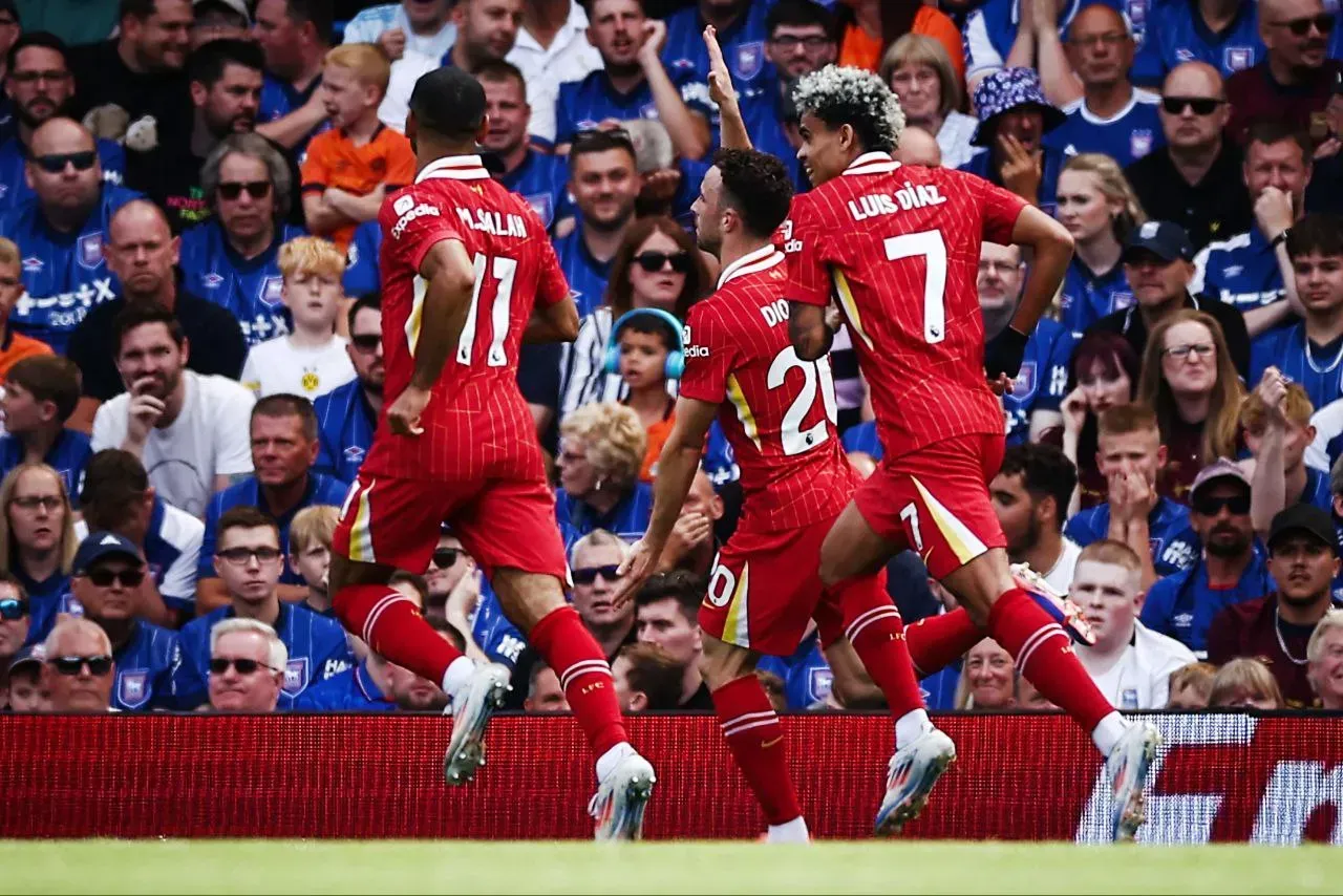 ليفربول ضد آستون فيلا