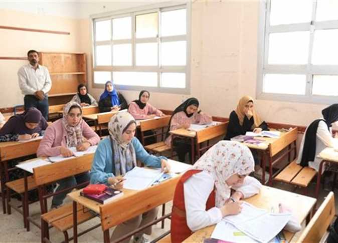 امتحانات الفصل الدراسي الأول