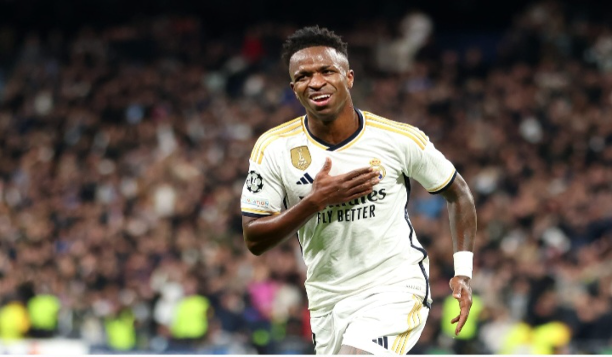 قبل القمة المرتقبة بين ريال مدريد وباتشوكا.. فينيسيوس جونيور يحصد لقب أفضل لاعب في العالم The Best 2024 