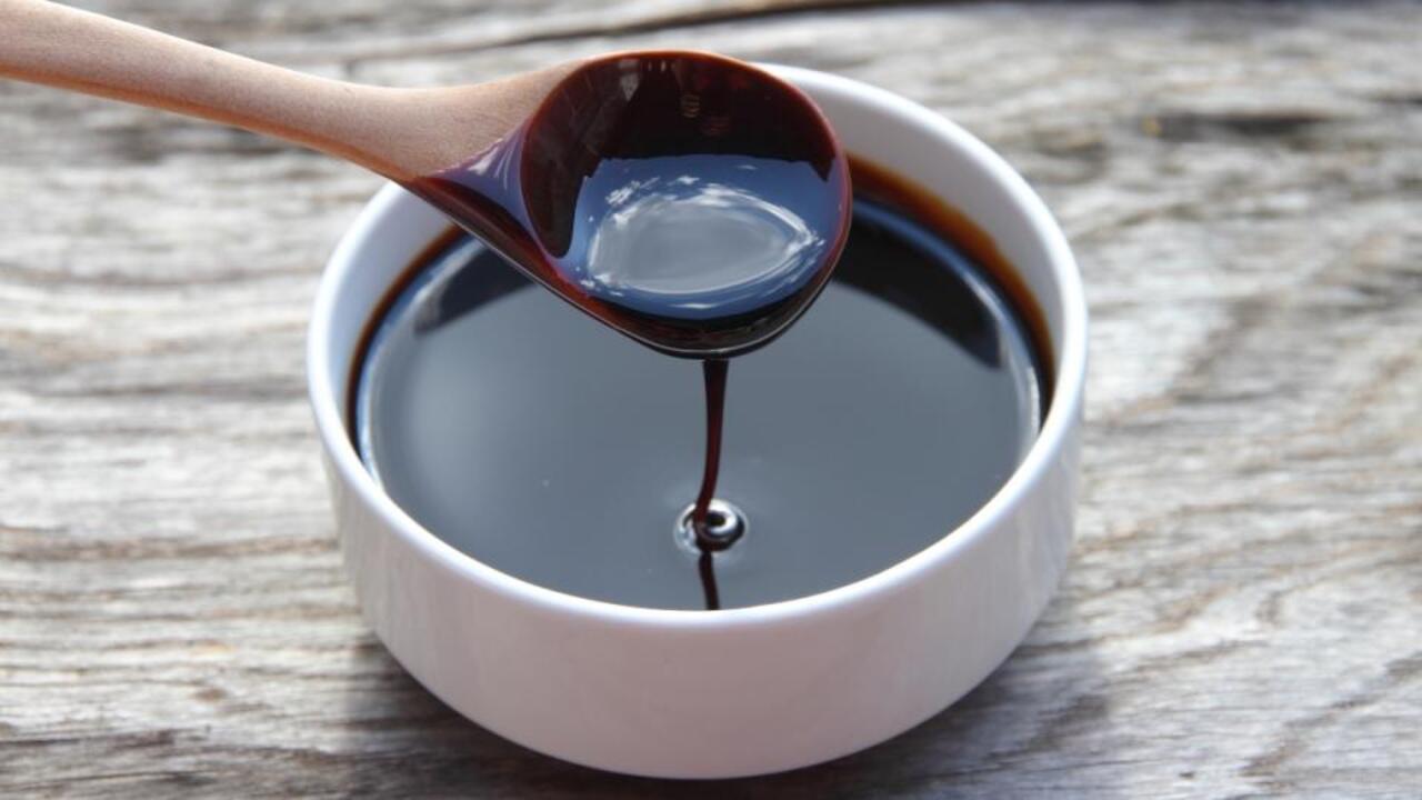 العسل الأسود