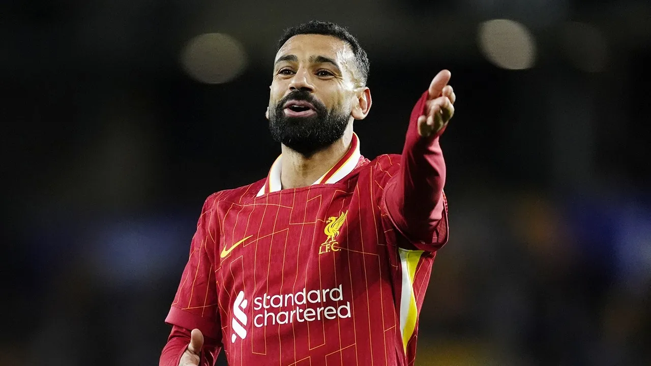 خطوة وحيدة على تجديد عقد محمد صلاح مع ليفربول.. 400 ألف إسترليني أسبوعيًا