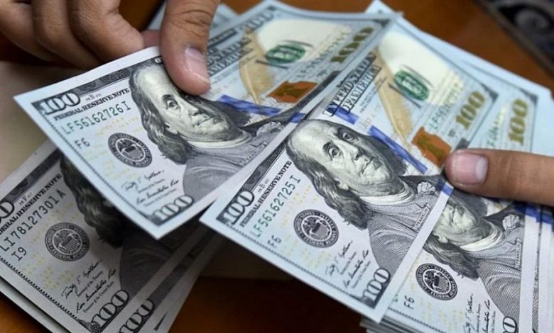 الدولار VS الليرة السورية.. تحديثات هامة في سعر الليرة السورية مقابل الدولار اليوم الأربعاء 11 ديسمبر