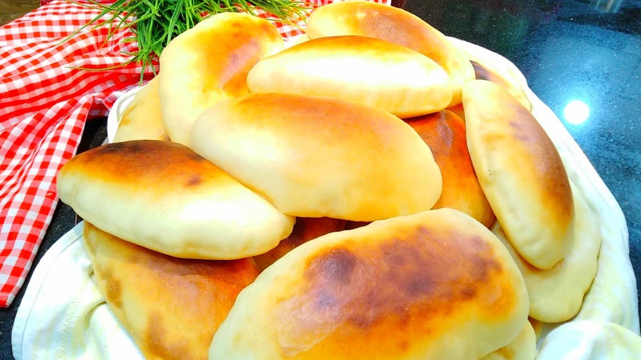 عيش البكاكين