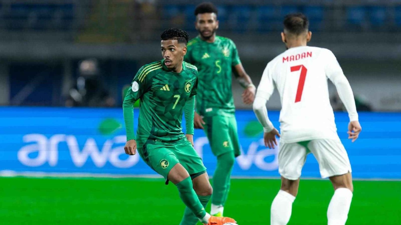 ضربة قوية لـ منتخب السعودية قبل مواجهة اليمن في خليجي 26.. وأول رد فعل من رينارد