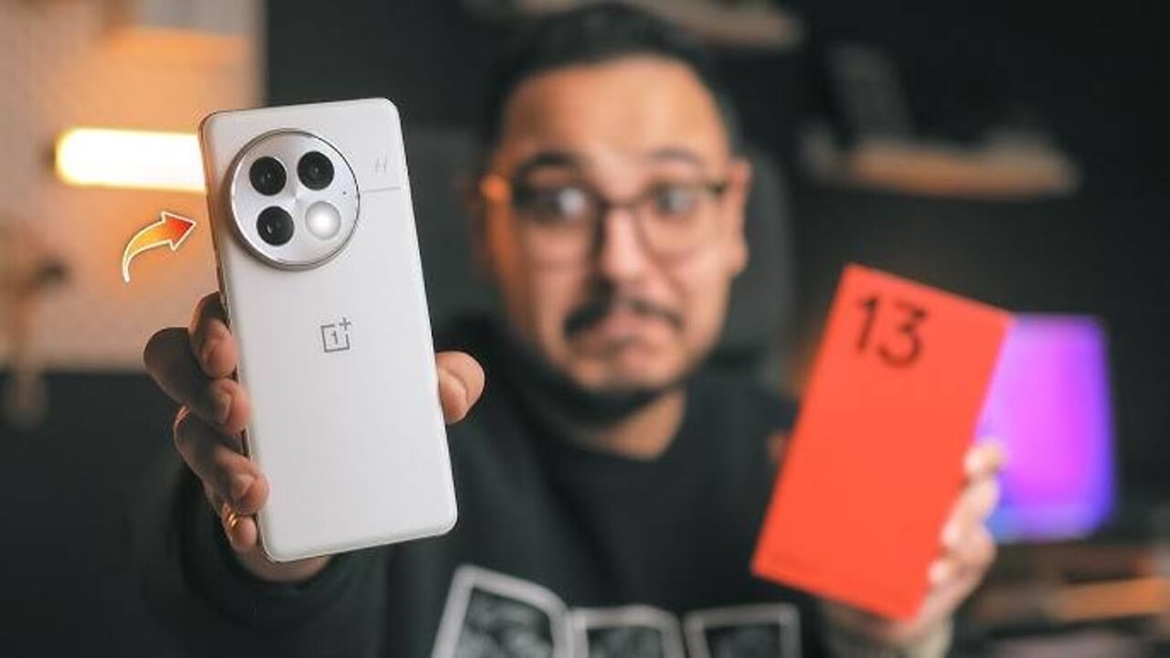 هاتفي OnePlus 13 و iPhone 16