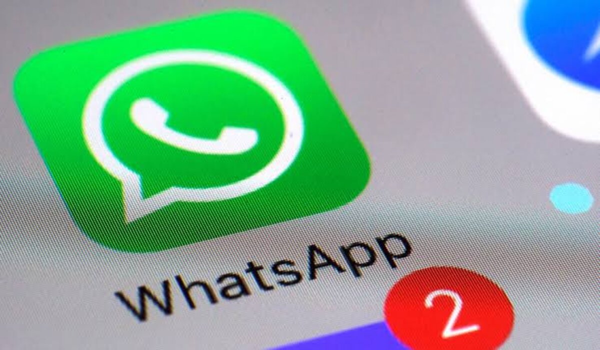 يضيف واتساب مزايا مبتكرة للكاميرا والملصقات لتعزيز التفاعل