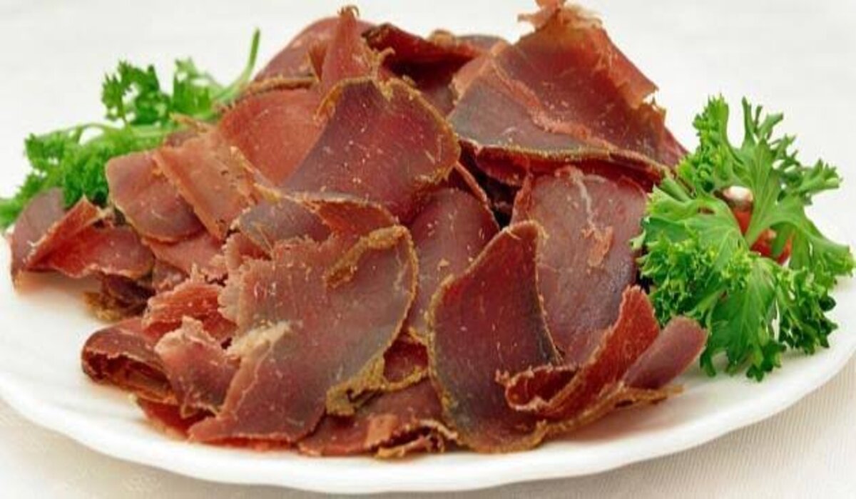 خطوات عمل البسطرمة في المنزل