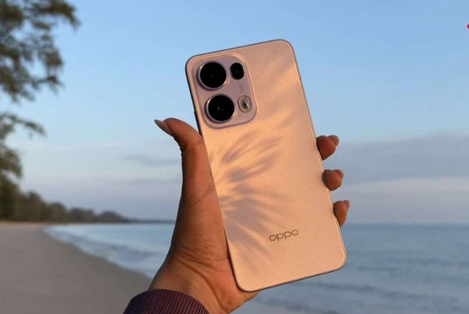 عنوان الشياكة والجمال من أوبو oppo reno 13.. هاتف يبحث عنه عُشاق التصوير والألعاب