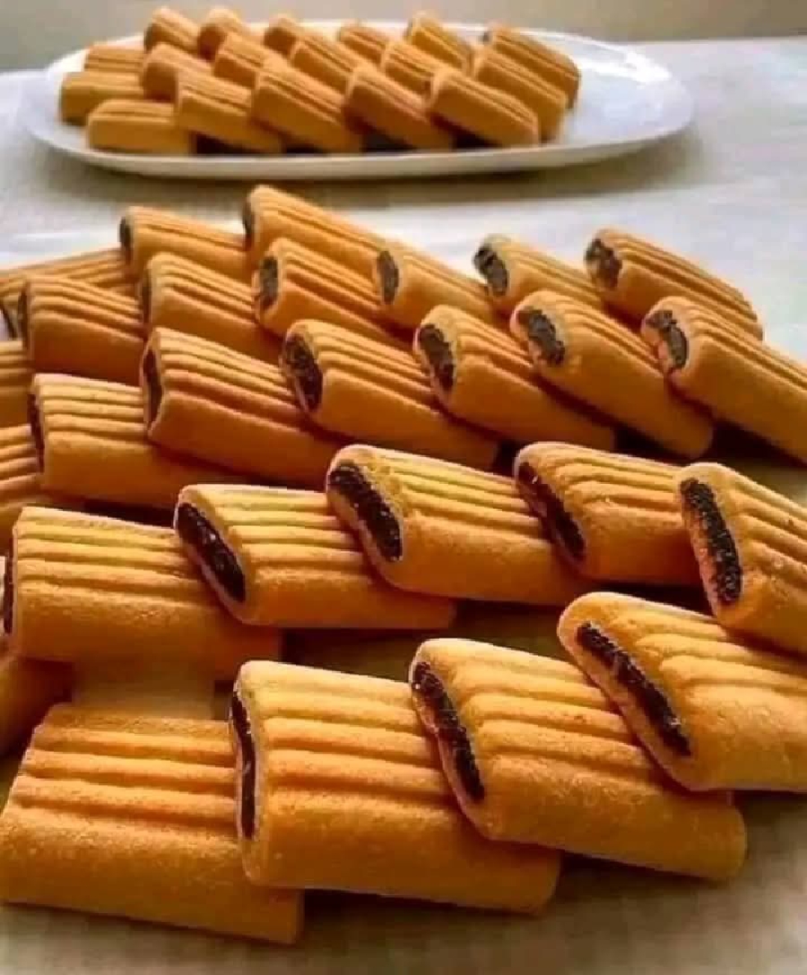 بسكويت تمر بزبدة ناعم يذوب بالفم