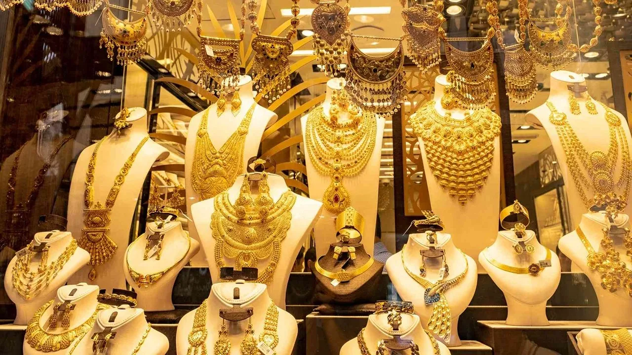 تراجع جميع الأعيرة.. انخفاض أسعار الذهب اليوم الاثنين 27 يناير 2025 في السعودية