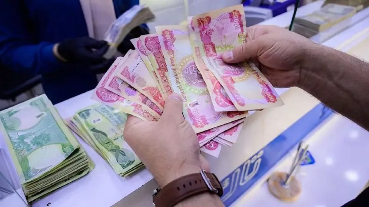 زيادة رواتب المتقاعدين في العراق بقيمة 100.000 دينار عراقي