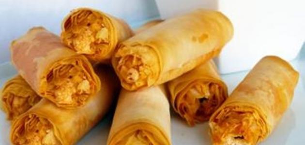 طريقة عمل الجلاش بحشوة السميد والقرفة