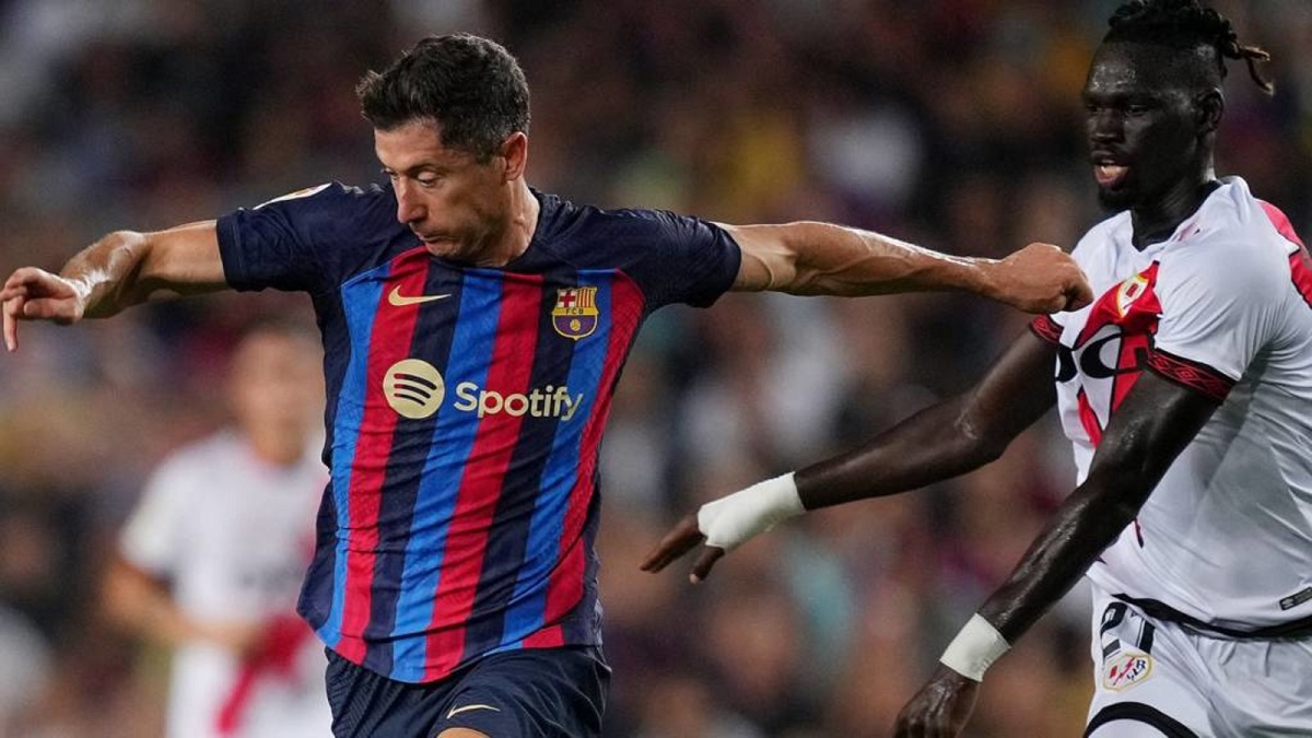 برشلونة ضد رايو فاييكانو.. البرسا يستعد للظفر بصدارة ترتيب الدوري الإسباني "موعد المباراة"