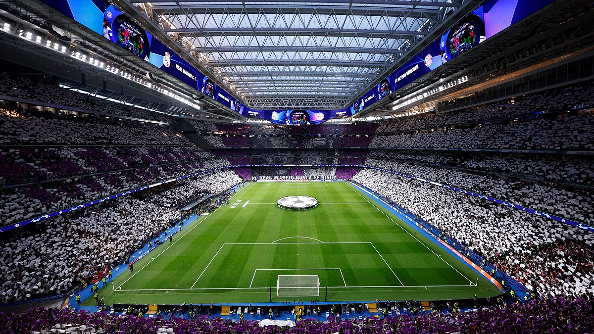 Real madrid vs Manchester city.. البرنابيو جاهز وتيفو جمهور مدريد "لن تخرج حيًا من البرنابيو"
