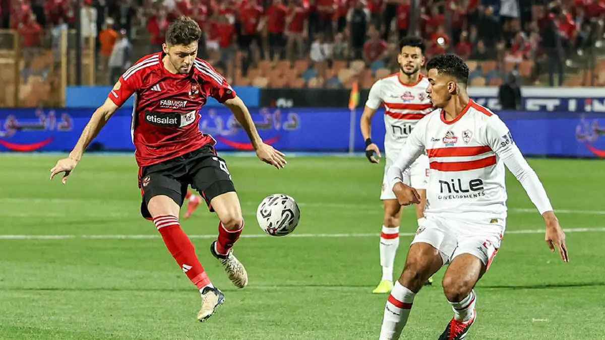 اتحاد الكرة يوافق على طلب الأهلي بشأن مباراة القمة