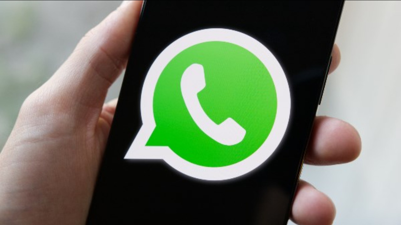 واتساب تنشيء روبوتات ذكاء اصطناعي مخصصة ضمن التطبيق 
