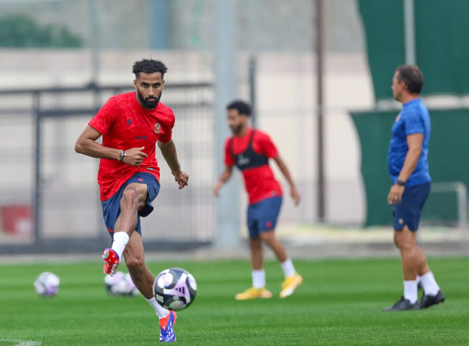 تشكيل ضمك الرسمي لموجهة الهلال في الدوري السعودي 2024-2025
