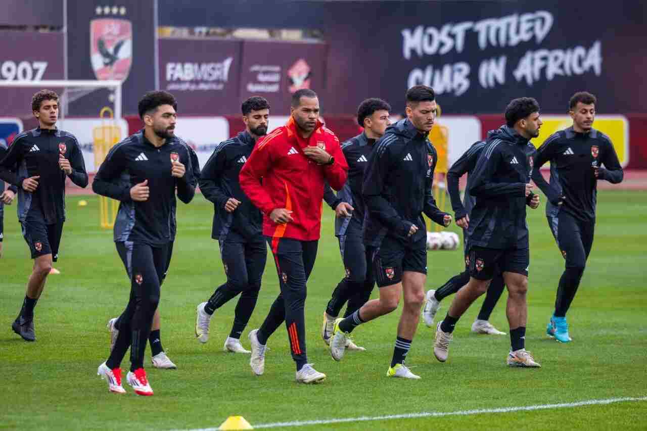مفاجأت كولر في تشكيل الأهلي المتوقع ضد الزمالك في الدوري المصري الممتاز 2024-2025