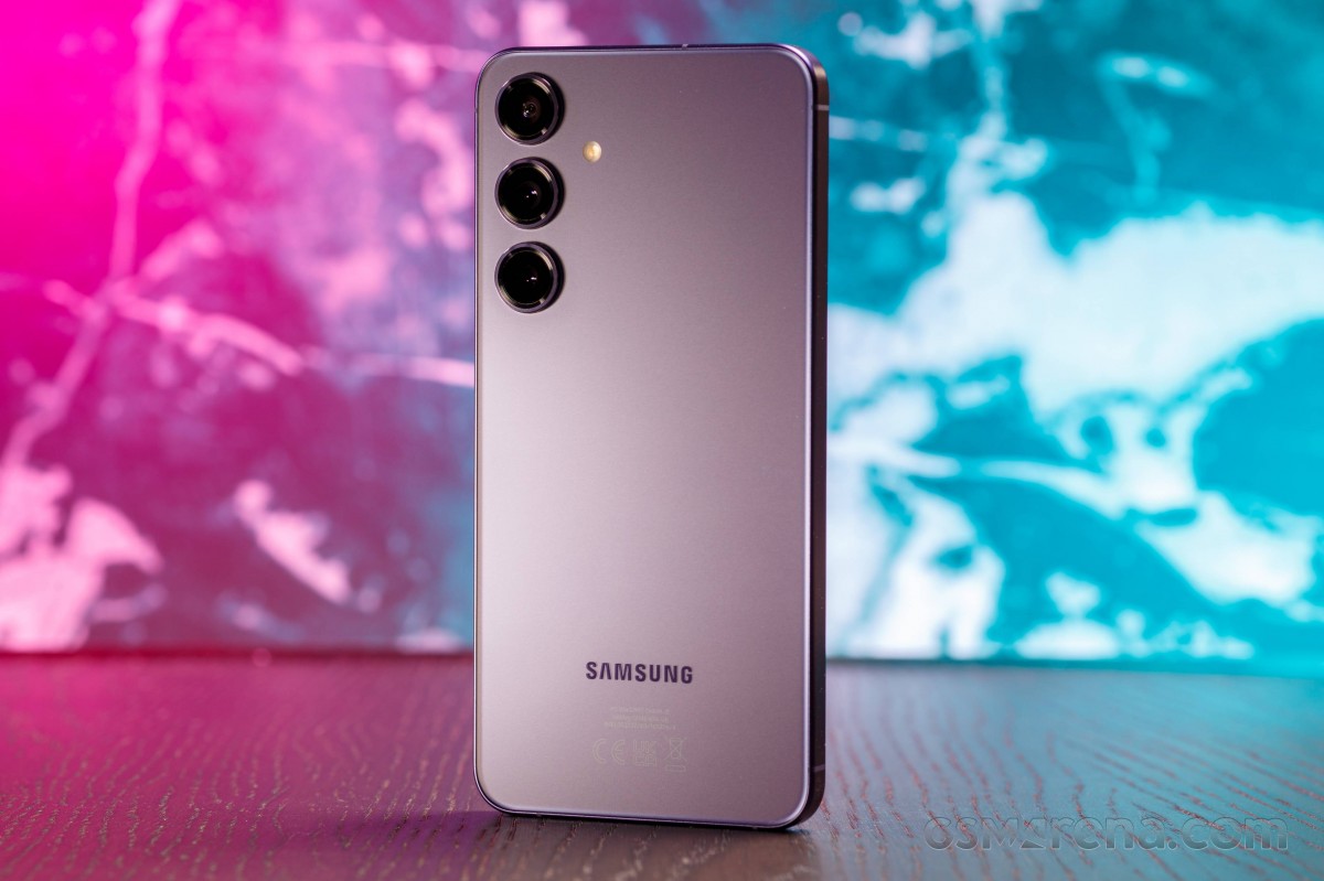 الأنسب للشراء.. سامسونج تقلب الطاولة بـ Samsung Galaxy S25 Plus هاتف يفضله الكثيرين