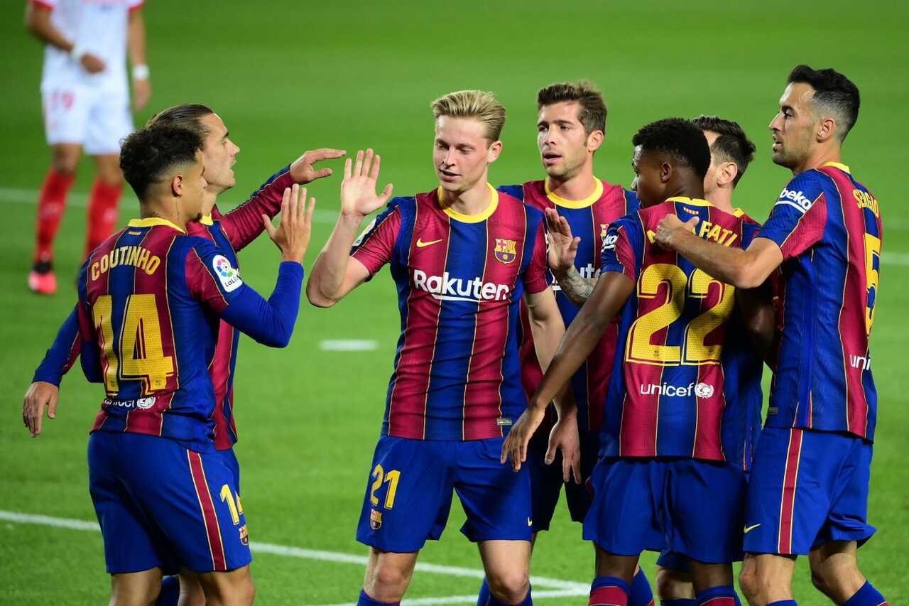 الأزمة المالية تحاصر برشلونة وتحسم انتقال نجم ليفربول إلى الدوري السعودي