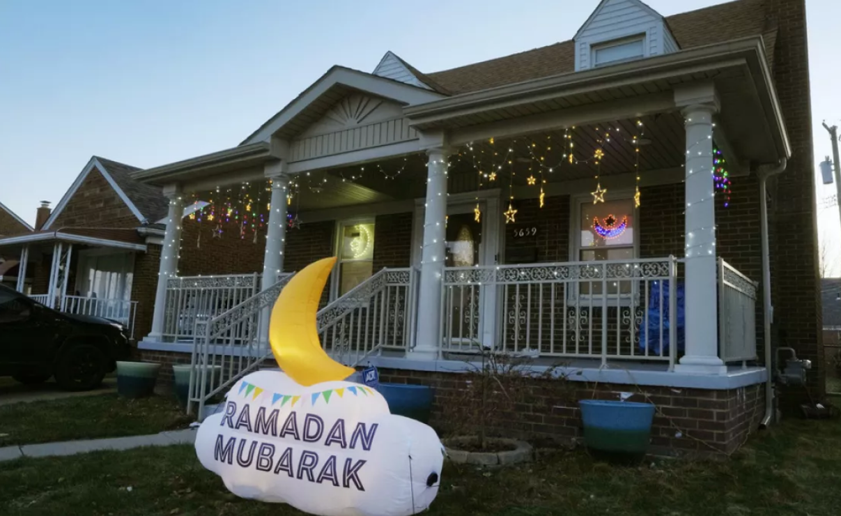 إمساكية رمضان في أمريكا 2025
