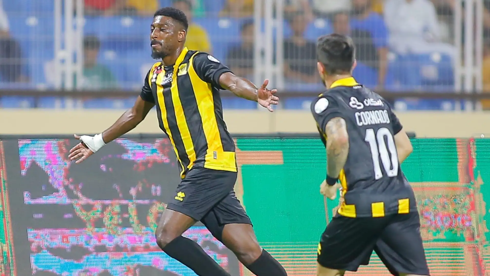 الاتحاد والخليج
