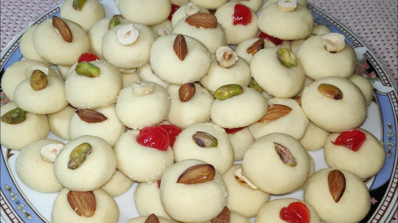 عمل الغريبة
