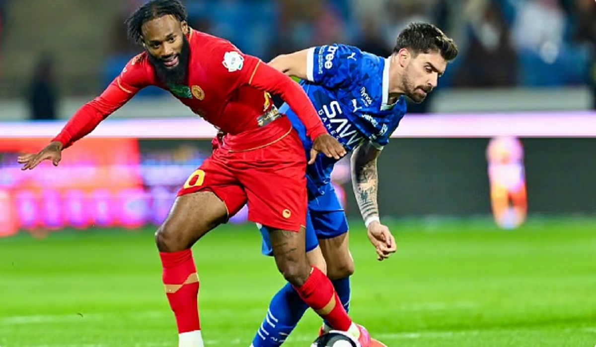 الهلال السعودي يفقد صدارة جدول ترتيب دوري روشن بعد التعادل مع ضمك 1
