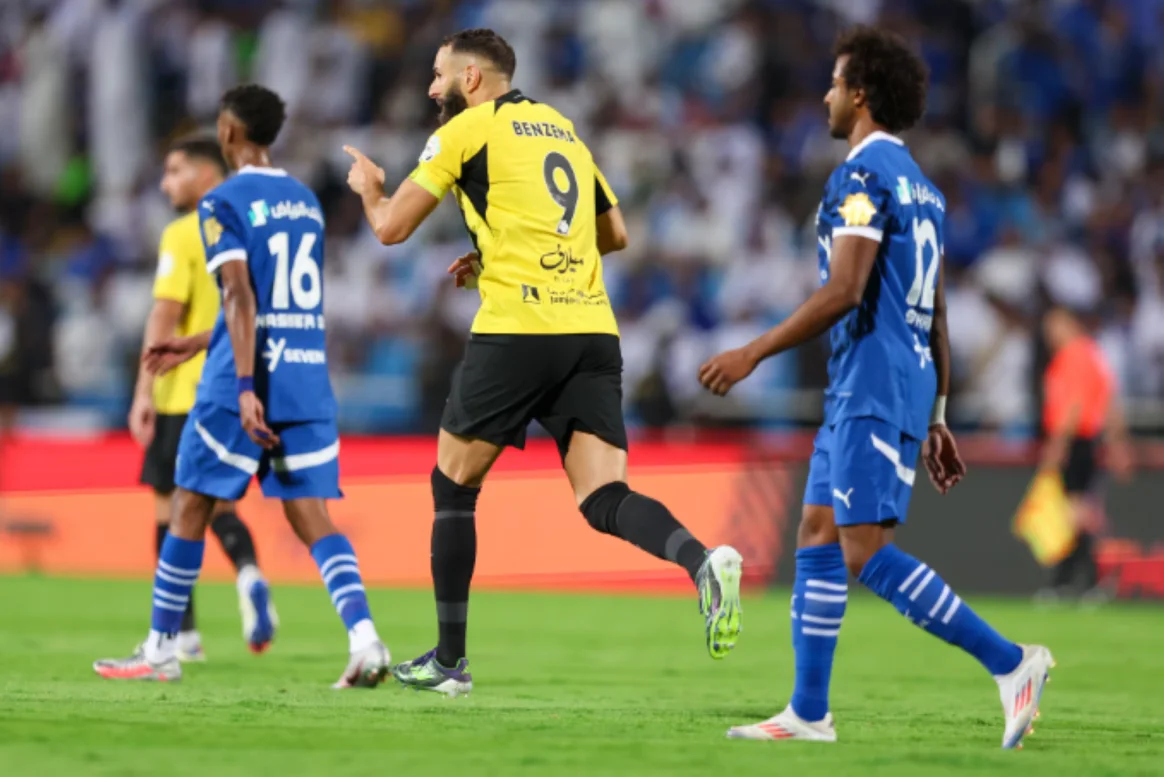 مفاجآت مدوية في تشكيل الهلال ضد الاتحاد في الجولة 21 من دوري روشن