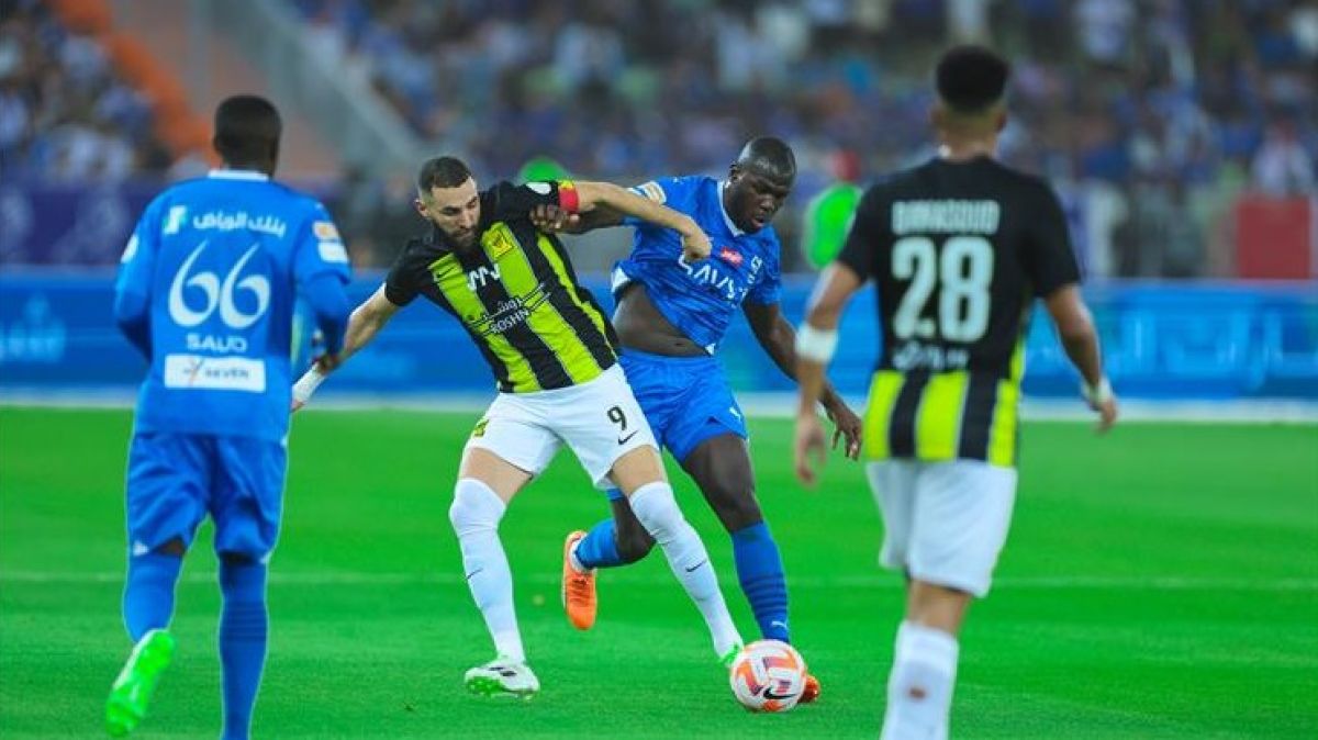 القنوات الناقلة لمباراة الاتحاد والهلال اليوم