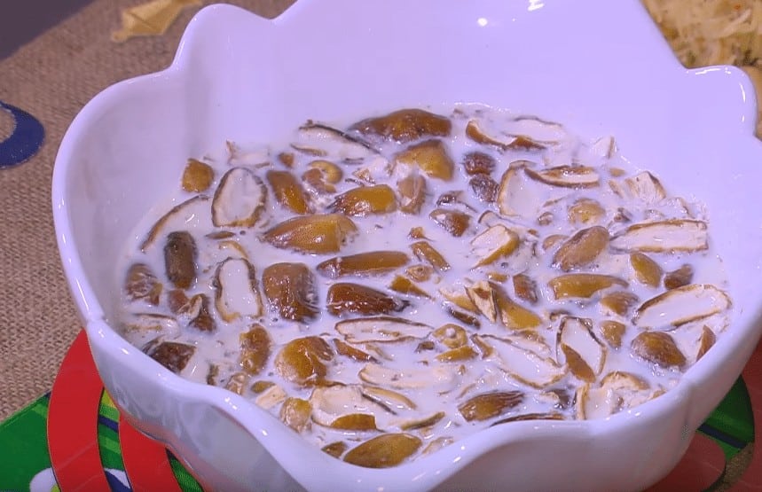 بلح باللبن
