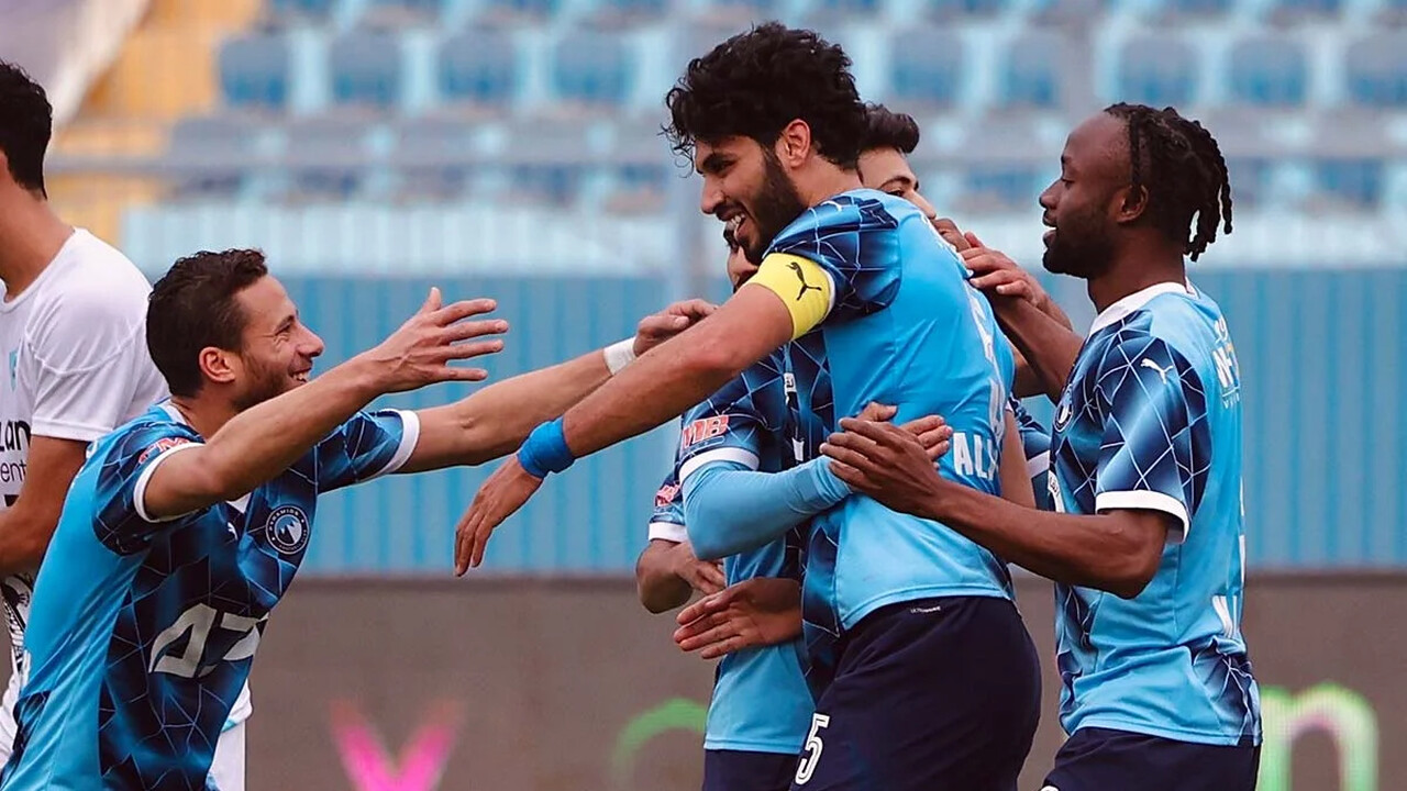 بيراميدز يسعى للحفاظ على صدارة الدوري المصري
