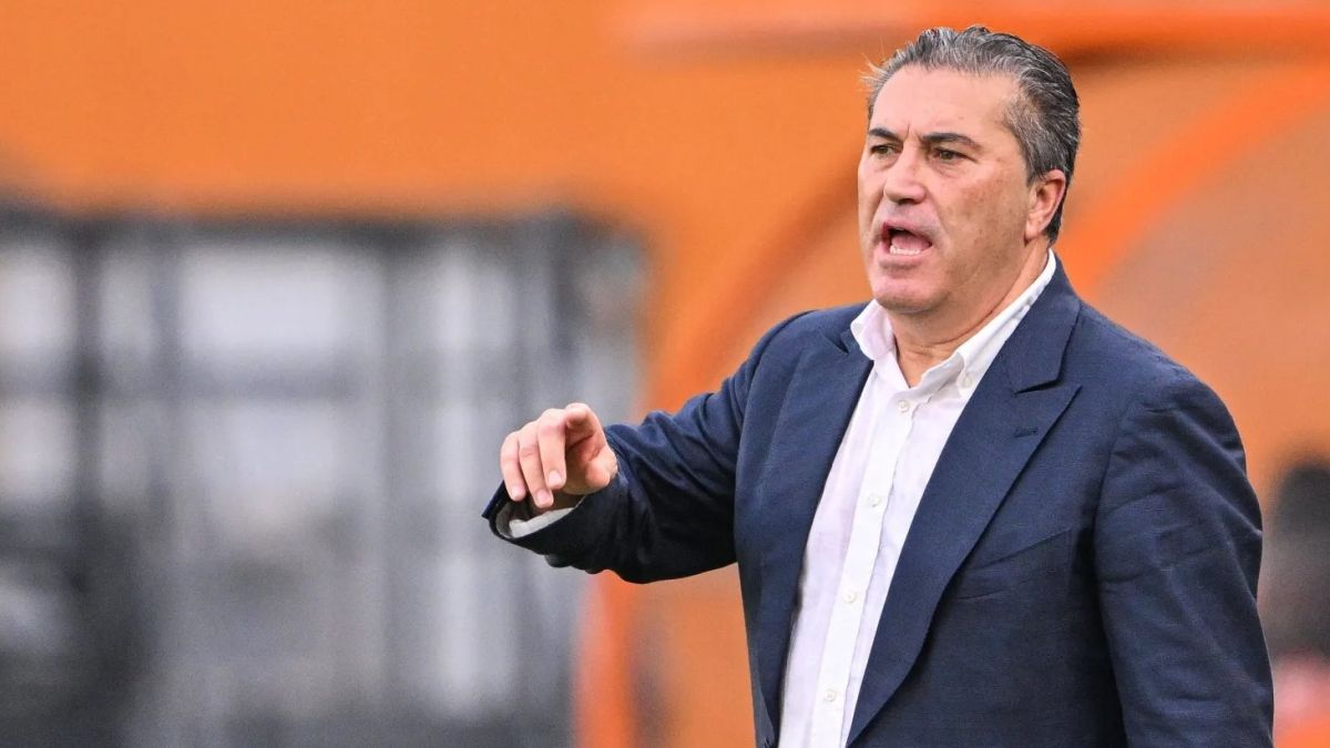 بيسيرو يحذر لاعبي الزمالك من هذه الأشياء قبل لقاء القمة
